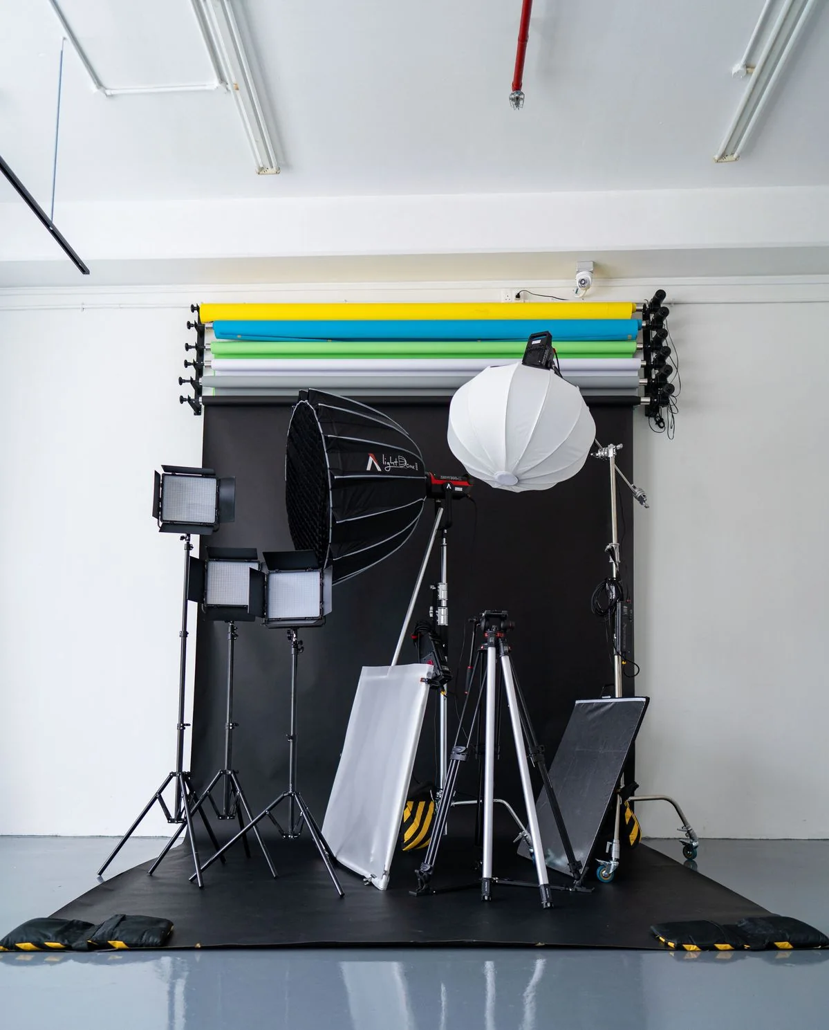 PK Studios photography lighting and camera equipment